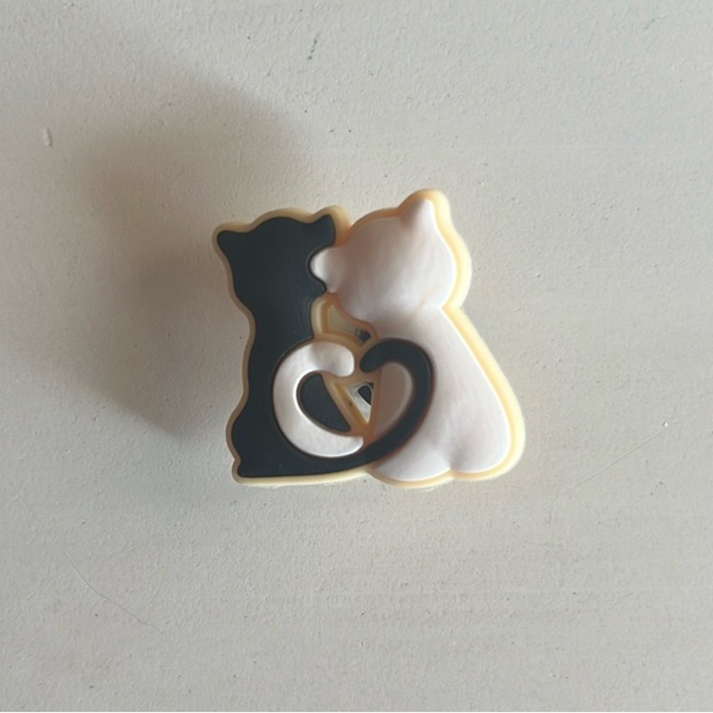 CAT CROC CHARM